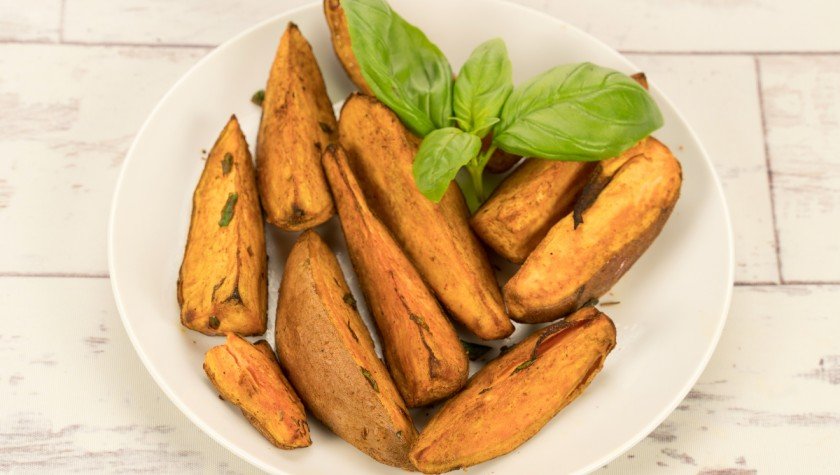 Barbecued sweet potato wedges